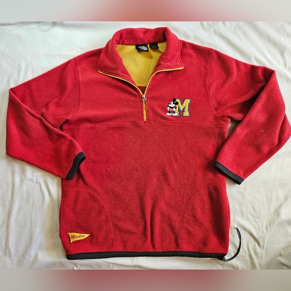 Mickey & Co Womens Red Emblem Pullover Long Sleeve Fuzzy Jacket Size Medium